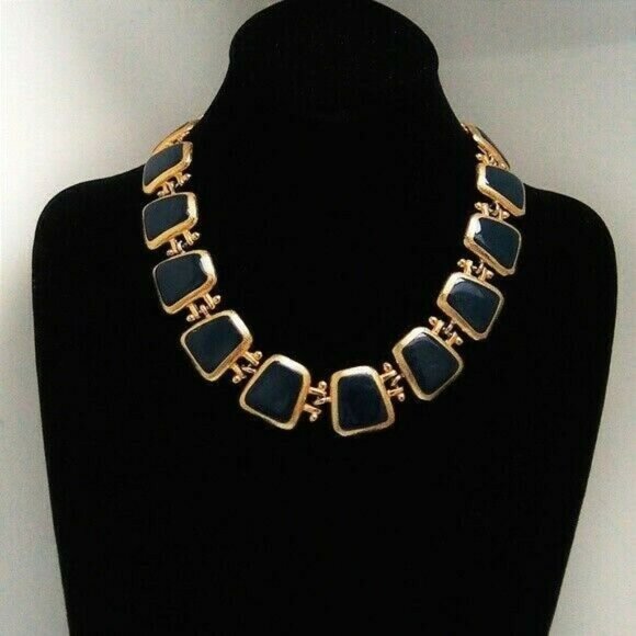 SOLD 1990s Anne Klein Black Gold Enamel Link Necklace - Picture 4 of 7